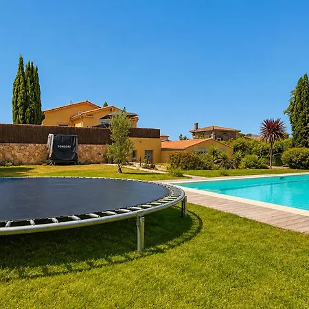 דירה New Pool & Jacuzzi 400 M Garden 3 Bedrooms *